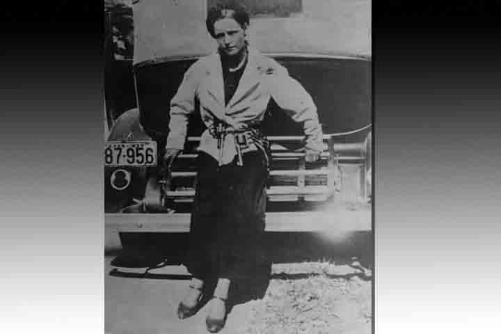 Na escola, ela era descrita como uma jovem inteligente e com muita força de vontade. Tinha talento para a poesia e literatura. Algo que ficou marcado em dois poemas, que ficaram famosos após sua morte: Suicide Sal e The Story of Bonnie and Clyde.