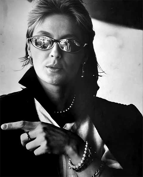 A trajetória da televisão, meio em que viria a se destacar,  começou em 1975, na novela “Escalada”, escrita por Lauro César Muniz. 
