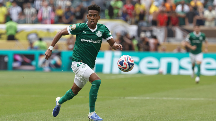 Atacante Estêvão no jogo Palmeiras x Botafogo, no Lincoln Financial Field, pelo Mundial de Clubes 2025