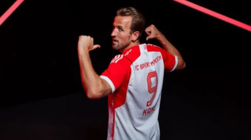 Atacante do Bayern elogia a 'temporada inacreditável' do rival francês, mas se apega ao bom retrospecto de sua equipe