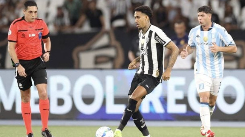 Sharjah FC manifesta interesse pelo jogador, e os clubes trocam informações antes de avançar na negociação; saiba detalhes