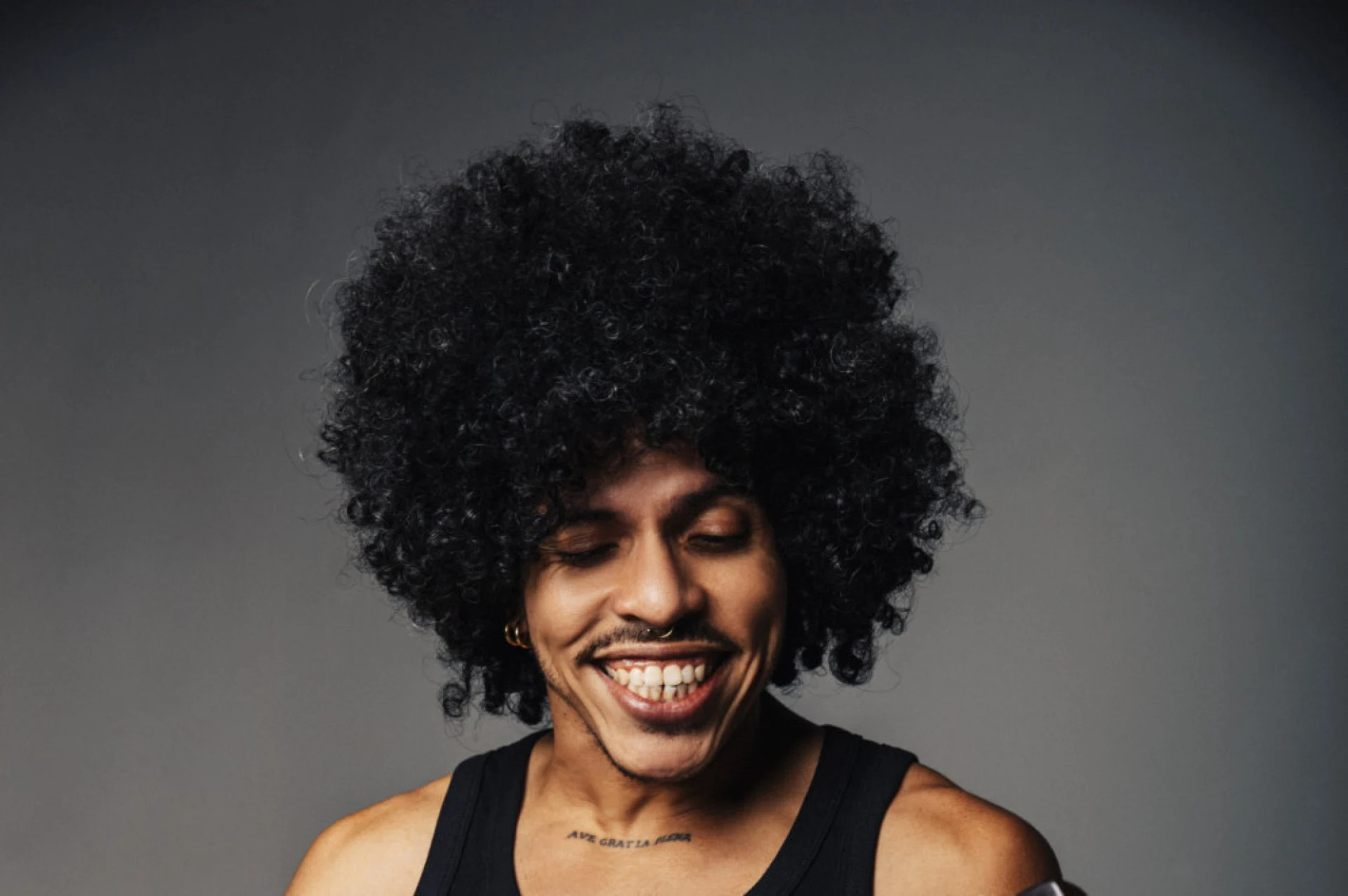 Dipas faz show no "Samba do Gera", no Moto Libre