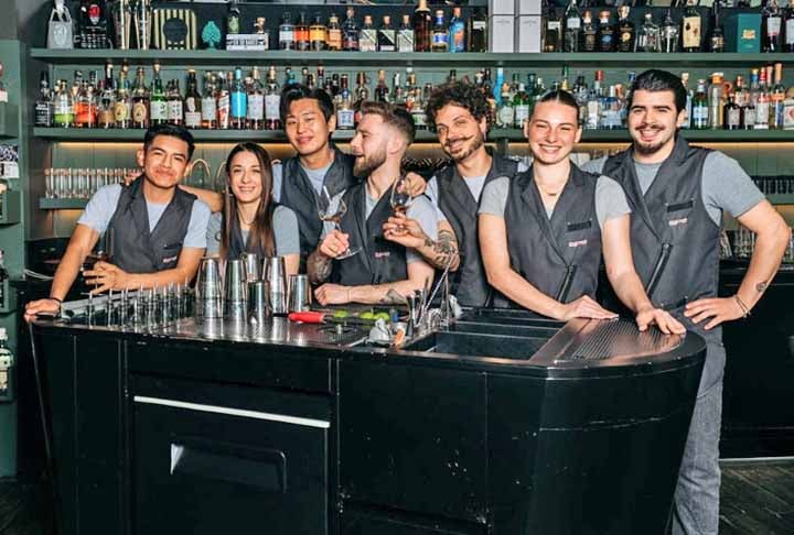 Considerado o melhor bar do mundo, o Sips fica localizado em Barcelona, na Espanha.