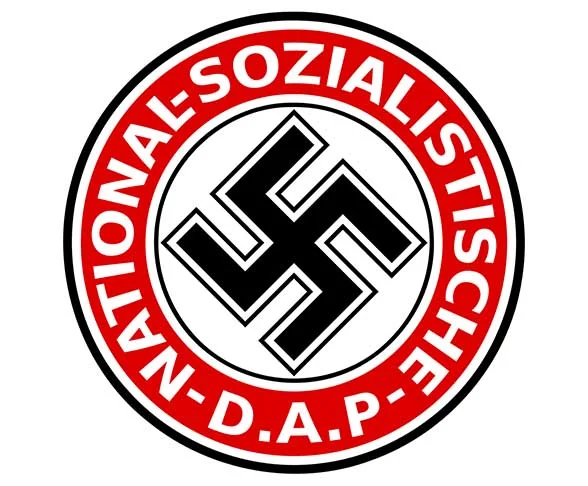 Ao adotar a suástica, o Partido Nazista causou uma das deturpações de significado mais gritantes da história, pois o símbolo passou a ser associado a práticas criminosas de crueldade e perversidade dos adeptos do regime de Hitler. 