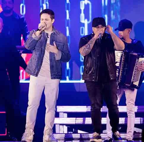 A carreira da dupla da nova geração do sertanejo subiu de patamar em 2015, quando a música “Que Sorte a Nossa” conquistou imenso sucesso. 

