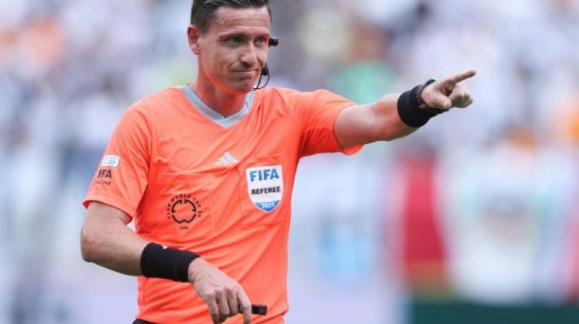 Ele será auxiliado pelos também brasileiros e seus assistentes Danilo Manis e Rafael Alves