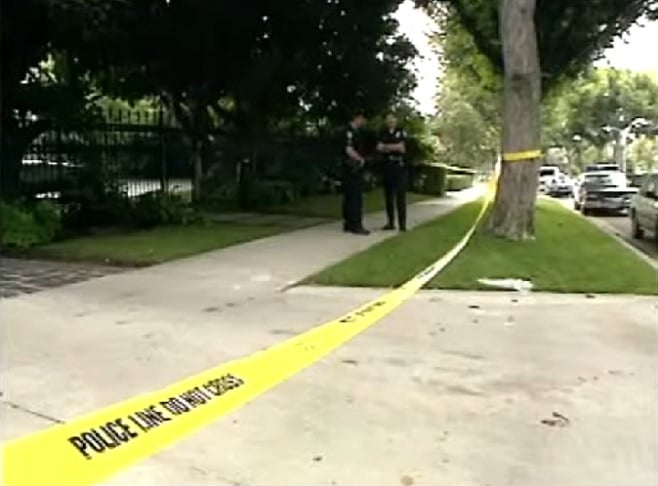 Na noite de 20 de agosto de 1989, Kitty e José foram encontrados mortos por tiros de espingarda em sua mansão de luxo, em Beverly Hills. Na época, os irmãos tinham 18 e 21 anos.