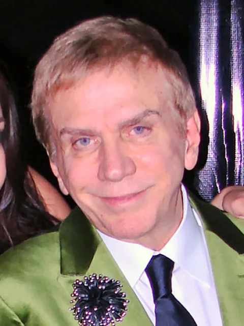 Por quatro décadas, ele esteve à frente das cerimônias, sempre cobrando medidas perfeitas (90-60-90). Mas suas regras foram abolidas com seu afastamento. 