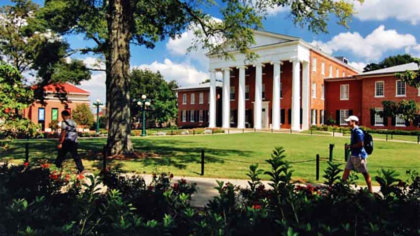 “Se um medicamento inibe a coagulação, pode causar sangramentos perigosos. Esse composto não tem esse efeito colateral”, destacou Joshua Sharp, professor de farmacologia da Universidade do Mississippi.