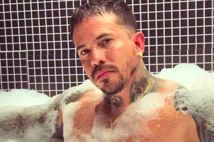 Em 2024, o influenciador deu o que falar ao assumir ter feito uma harmonização íntima que, segundo ele, teve a aprovação das esposas: Esse procedimento foi uma escolha pessoal, algo que me faz sentir bem comigo mesmo e mais confiante.