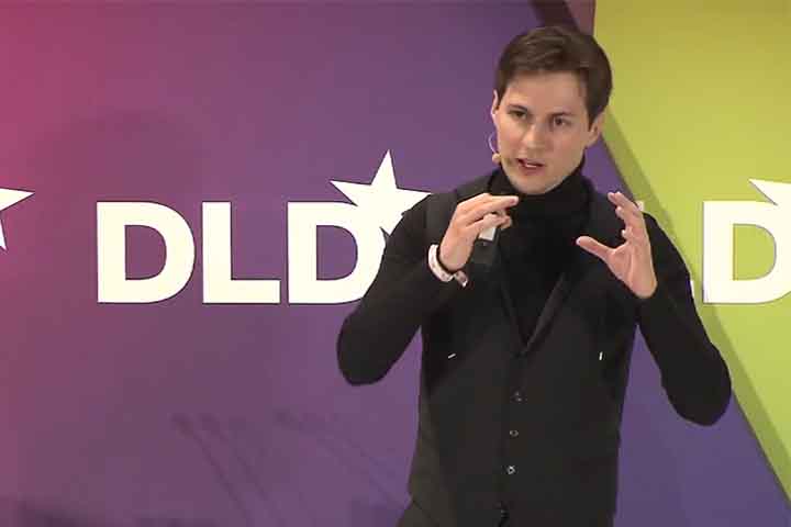 Antes de se tornar bilionário, Durov se graduou em Filologia pela Universidade Estatal de São Petersburgo.