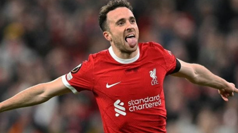 Vítima de um acidente automobilístico, atacante dos Reds deixa uma esposa e três filhos 