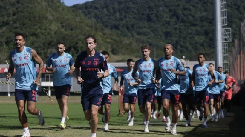 Após quatro dias de folga, elenco do Rubro-Negro voltaram a treinar no Ninho do Urubu sem Gerson e Pulgar, mas com Pedro