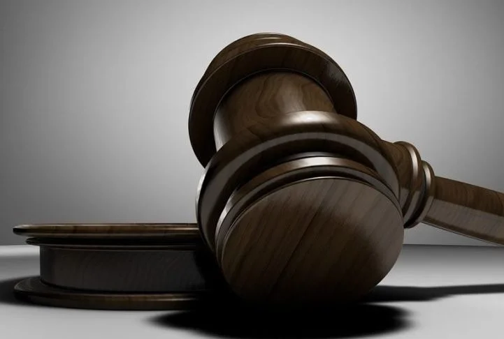 Elcione Cassiano, marido de Uiara, também foi condenado a 6 anos de prisão por participação no esquema. Ambos negam os crimes e já recorreram da sentença.