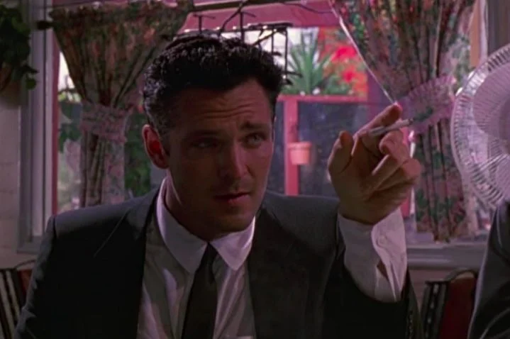 De acordo com informações do seu empresário, Ron Smith, o ator sofreu uma parada cardíaca pela manhã e não resistiu.