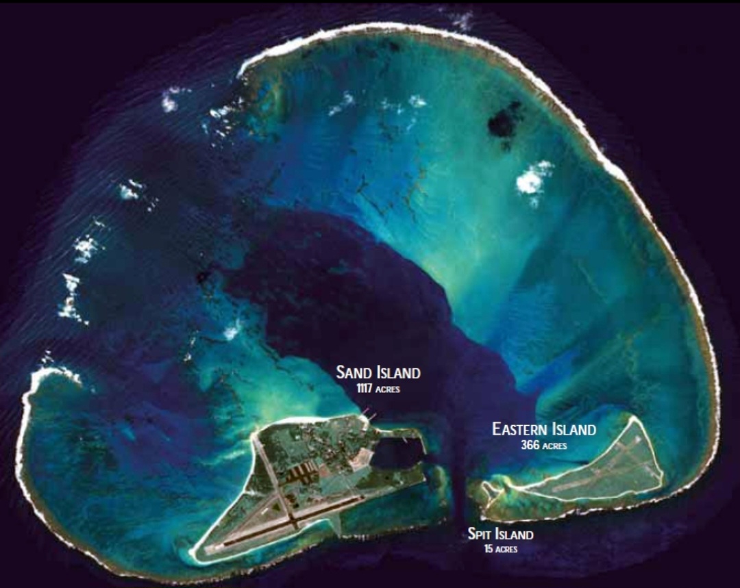 Segundo o Serviço de Pesca e Vida Selvagem dos Estados Unidos, a ave vinha sendo monitorada e teve cerca de 30 filhotes ao longo da vida . Aos  74 anos,  a albatroz está 'idosa' já no limite da faixa etária prevista para a vida da espécie (50 a 70 anos). 