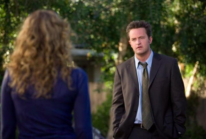 Além de Friends, Perry estrelou vários filmes, como E Agora, meu Amor? (1997), Meu Vizinho Mafioso (2000), ao lado de Bruce Willis, e 17 Outra Vez (2009 - foto).