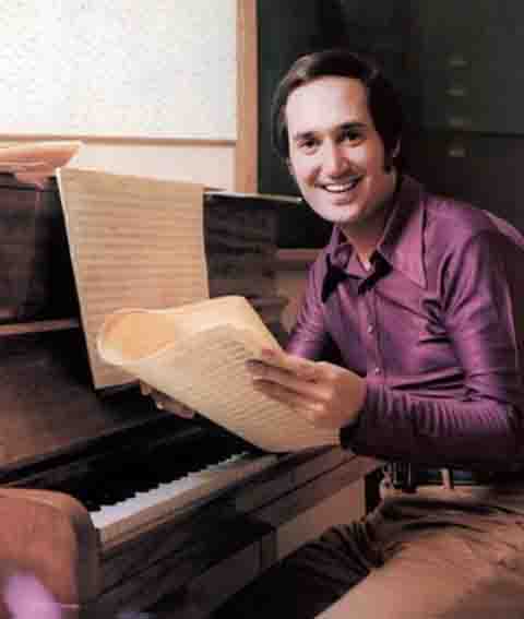 No entanto, em seguida, Sedaka viveu uma ruína na carreira em meio à meteórica ascensão do rock and roll, com o fenômenos de bandas como Rolling Stones e The Beatles. 
