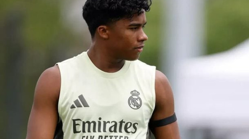 Com apenas 18 anos, atacante não se firmou na primeira temporada e clube já avalia propostas da Europa e do Brasil