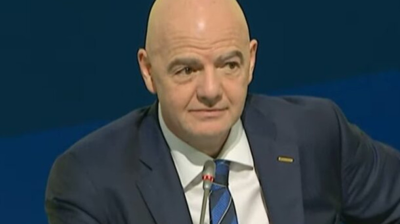 Presidente da Fifa se reuniu com o filho do presidente americano e o ex-jogador Ronaldo Fenômeno em Nova York