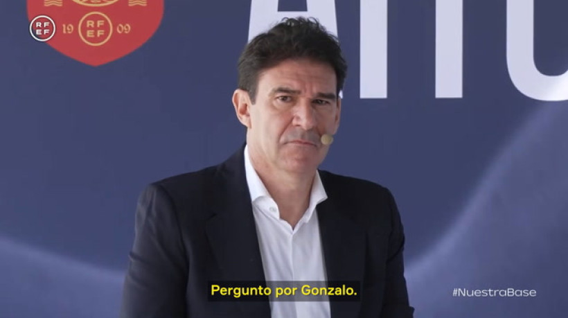 De la Fuente sobre fase de Gonzalo García: 'Está fazendo por merecer'