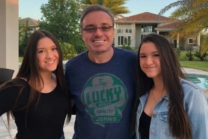 Nelson Willians, advogado que trabalha para Marina e Sofia Liberato, filhas gêmeas de Gugu, afirmou à “Folha de S.Paulo” que o resultado negativo do exame de DNA dá fim ao processo. 
