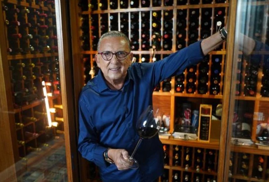 Galvão Bueno - O ícone da narração esportiva tem sua própria marca de vinhos, a Bueno Wines. Fundada em 2009, a vinícola do comunicador fica localizada em Candiota, no Rio Grande do Sul.