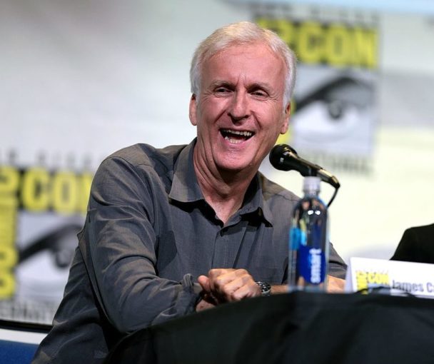 Ele partiu, então, para o mercado do entretenimento. Bom para o público, que ganhou um cineasta inquieto e inovador.  