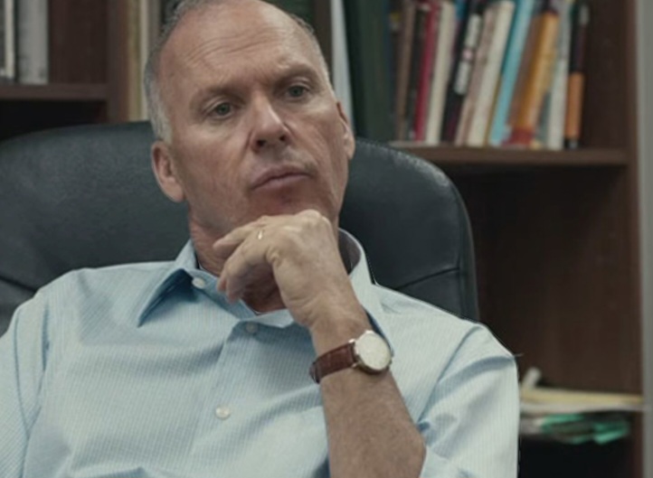 Além disso, em Spotlight: Segredos Revelados (2015), filme vencedor do Oscar, Keaton interpretou Walter Robinson, um editor que, junto a um grupo de jornalistas, investiga o abuso de crianças por padres católicos. Casos esses que são acobertados pela Igreja.