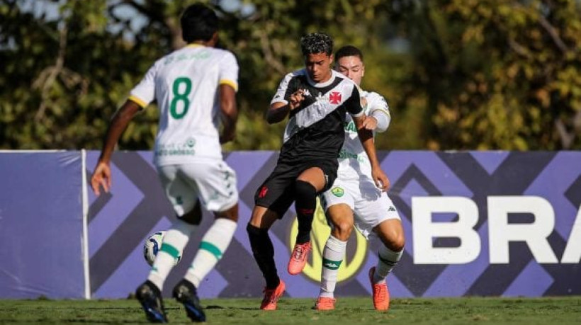 Cruz-Maltino é eficiente fora de casa, brilha a estrela de Gustavo e entra novamente no G8 do Campeonato Brasileiro da base