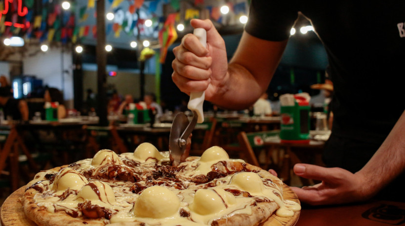 Saiba ganhar comida e bebida de graça no aniversário em Fortaleza