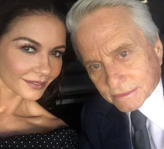 Na vida pessoal, Michael Douglas é casado com a atriz Catherine Zeta-Jones desde 2000, com quem tem dois filhos. Além disso, ele é pai de Cameron, fruto da relação com Diandra Luker, com foi casado por 18 anos.