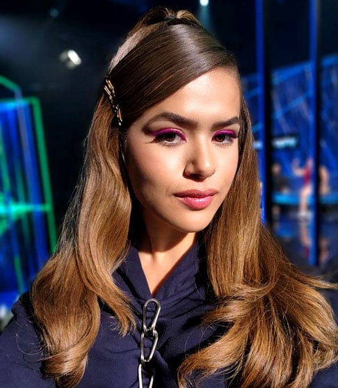 Maisa - Atriz, apresentadora, dubladora e ex-cantora paulista. Foi descoberta aos três anos, quando participou de um quadro de calouros do Programa Raul Gil. Está na Globo.