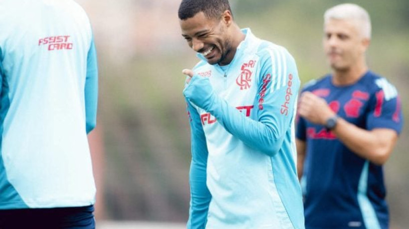 Técnico Filipe Luís tem elenco quase completo para a partida contra o São Paulo, neste sábado (12), no Maracanã, pela competição