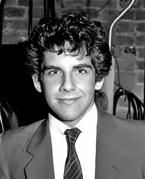 Estudou cinema na Universidade da Califórnia em Los Angeles (UCLA), mas saiu antes de concluir o curso para seguir carreira como ator, diretor e roteirista.