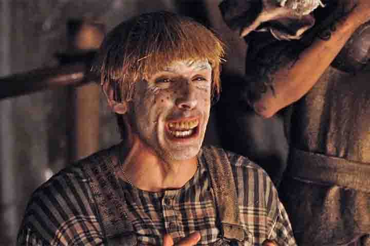 Em 2008, integrou o elenco de Trovão Tropical, no papel de um premiado ator que aceita participar de um filme de guerra, mas que sofre contratempos inesperados. A comédia, que também conta com Jack Black, Robert Downey Jr. e grande elenco, foi um sucesso de crítica.