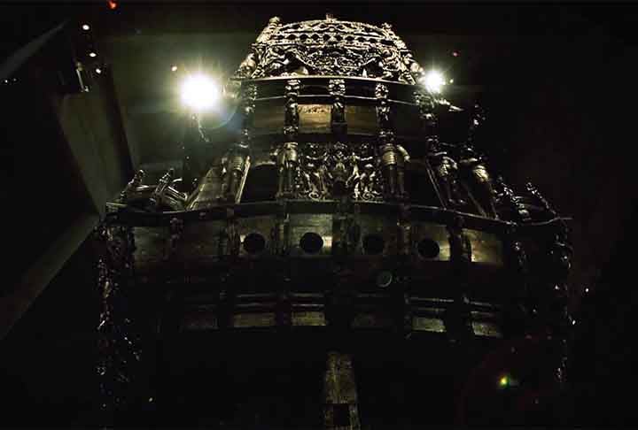 Um dos sobreviventes da catástrofe, o capitão do Vasa chegou a ser preso acusado de incompetência, mas no mês seguinte foi liberado e não houve nenhuma conclusão sobre a razão do naufrágio. 
