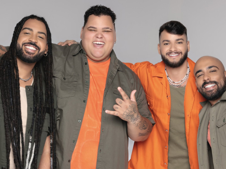 Sucesso com a canção "Coração Partido", o grupo Menos é Mais faz show em Fortaleza em agosto durante a programação do Festival Samba Brasil