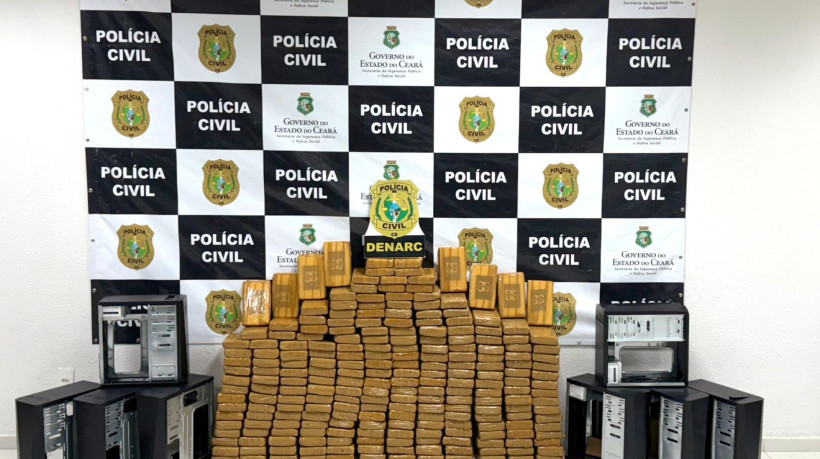 Quase 230 quilos de drogas escondidos em gabinetes de computadores foram apreendidos
