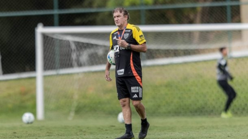 Jogadores estavam sem atuar desde maio por conta de lesões; Treinador não vai poder contar com dois titulares 