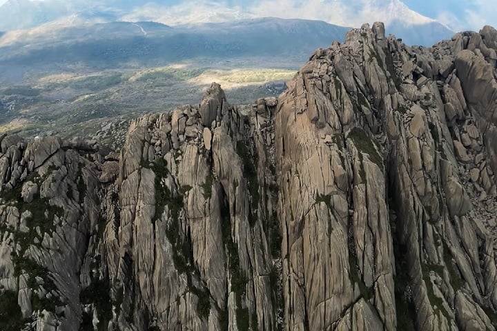 O Pico das Agulhas Negras é o quinto ponto mais alto do Brasil, com 2.791 metros de altura.