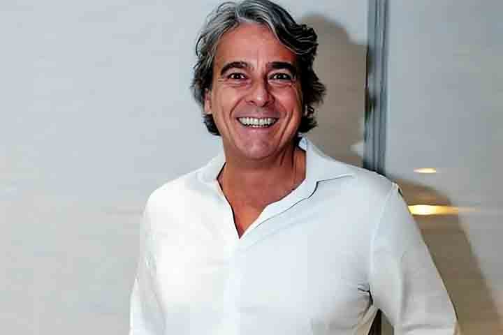 Outra novela em que Alexandre apareceu foi Belíssima, como o italiano Alberto Sabatini, ex-marido de Safira e pai de Giovanna. Participou também do longa Zuzu Angel, que narra a dramática história da estilista que teve seu filho torturado e assassinado pela ditadura militar. 