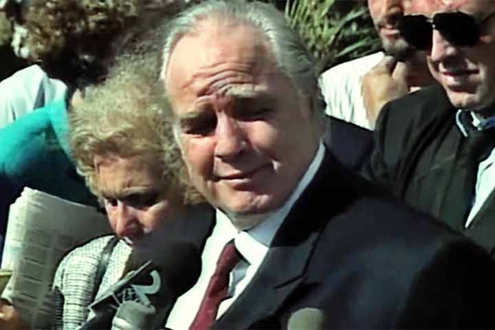 Nos anos 1980 e 1990, Brando reduziu suas aparições no cinema. Fez participações em A Fórmula (1980) e Don Juan DeMarco (1995), mas sua vida pessoal começou a ofuscar sua trajetória profissional.