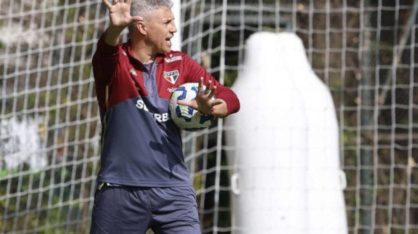 Duelo deste sábado (12/7), no Maracanã, marca a estreia do tércnico Hernán Crespo, mostrará um São Paulo cauteloso, no 3-6-1 e três volantes