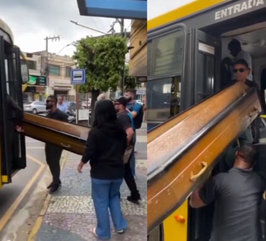Imagens viralizaram recentemente nas redes sociais, mostrando um grupo que tentava embarcar no ônibus carregando um caixão. Houve tumulto porque o motorista não permitiu o acesso, mas as pessoas que carregavam o caixão insistiam em entrar. 