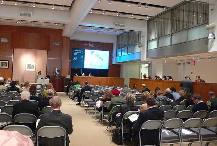 Richard Austin, da Sotheby’s, destacou a importância da peça como um elo com as crenças que moldaram a civilização ocidental e um dos códigos morais mais antigos da humanidade.