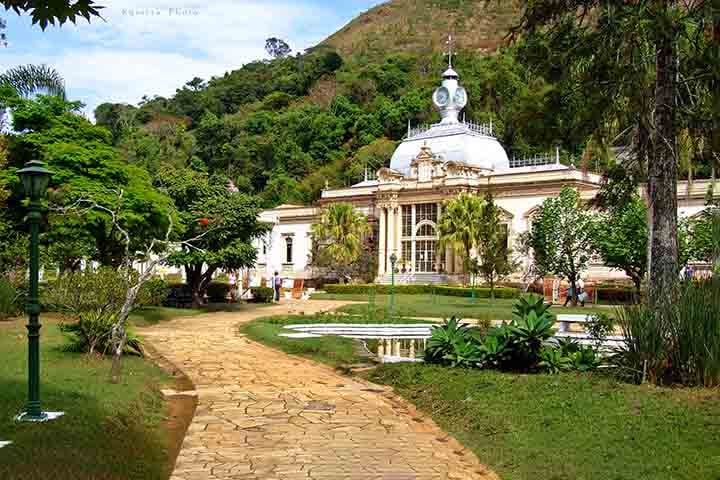 Caxambu (MG) - 69,69 pontos -  Conhecida por suas águas minerais, é um importante polo turístico. Possui o maior complexo hidromineral do mundo, o Parque das Águas. Cidade tranquila, com clima agradável e forte apelo histórico-cultural.


