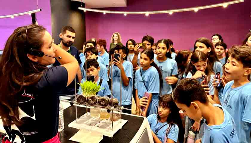 Além das visitas guiadas pelos aquários, o Bioparque também conta com atividades educativas promovidas pelo Núcleo de Educação Ambiental. Uma das frentes mais abordadas é a economia circular - conceito que propõe o reaproveitamento de recursos.