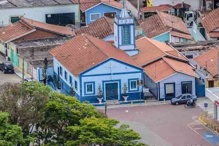 Em março de 1888, o município tornou-se notícia antes da Lei Áurea. O presidente da Câmara Municipal, Francisco das Chagas Esteves Salgado, em conjunto com uma comissão de indivíduos proeminentes da região, convocou os fazendeiros locais para uma cerimônia singular.