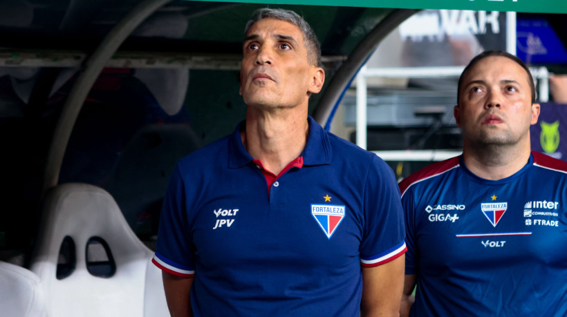 FORTALEZA, CEARÁ, BRASIL, 13-07-2025: Juan Carlos Vojvoda em Fortaleza x Ceará pelo Clássico Rei na Serie A do Brasileirão na Arena Castelão. (Foto: Samuel Setubal/ O Povo)